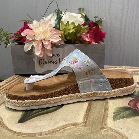 Olivia Miller T-Strap Floral Slide Sandals Sz 8 - Picture 4 of 16